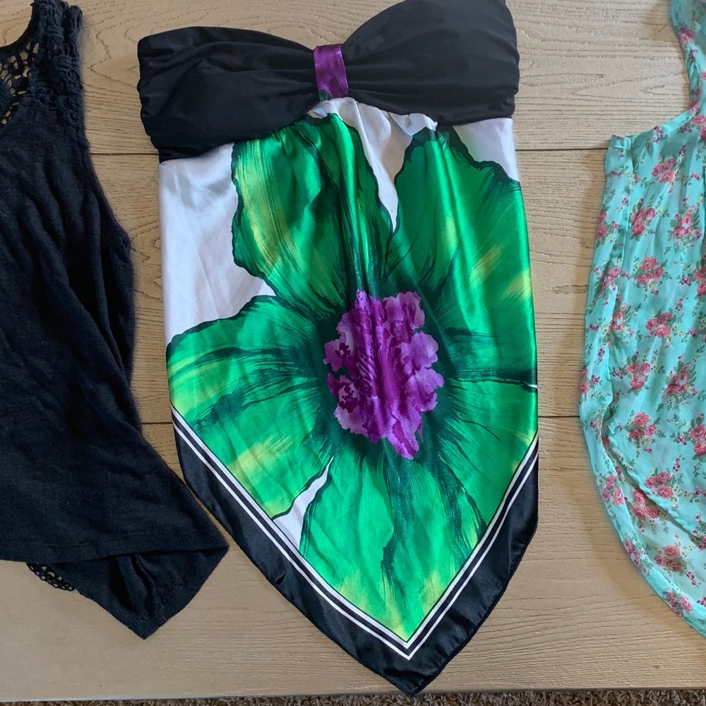 Strapless and backless top
